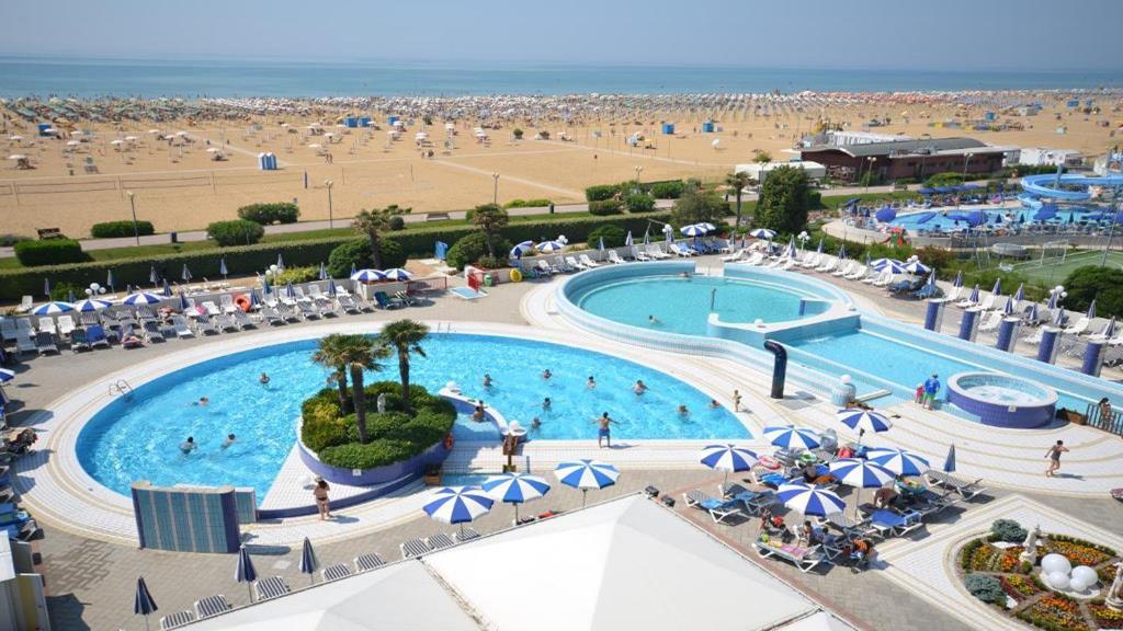 Aparthotel Imperial Bibione Dış mekan fotoğraf